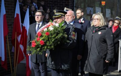 Kontrola warunków bytowych psów na terenie Pruszkowa – interwencja Straży Miejskiej i Inspekcji Weterynaryjnej uratowała zwierzęta